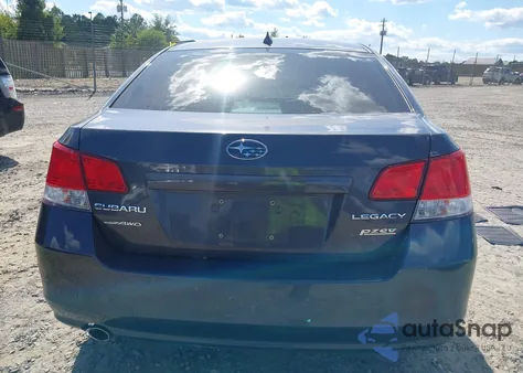 2011 Subaru Legacy 2.5I Premium из США, поврежденный, VIN 4S3BMBH6XB3222791